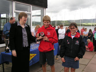 Winners of 6th Race - William and Rebecca Kalderton, Itchenor